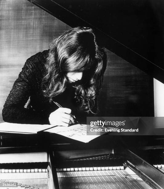 American singer and songwriter Carole King.