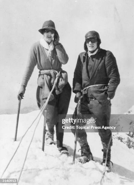 Miss Kate Gardiner of Liverpool becomes the second woman to reach the summit of Mount Cook in New Zealand, setting a record time for women climbers...