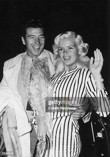 Hollywood sex symbol Jayne Mansfield arrives in Athens with her husband Mickey Hargitay.