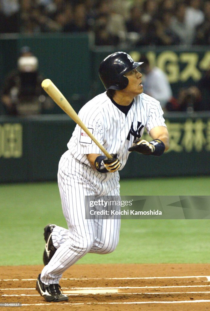 New York Yankees v Yomiuri Giants