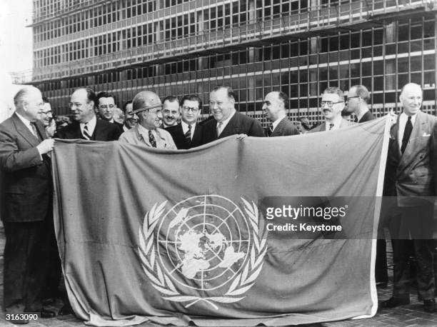 Warren Austin, Lou Chandell, President of the Fuller Construction Company, Dick Streeter, of the American Bridge Company, Trygve Lie, the UN...