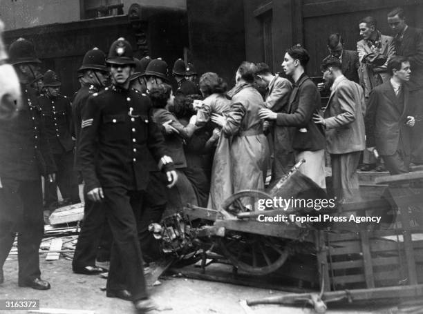 Mosley Rally 66 Lady Oswald Mosley Stock Photos, High-Res Pictures, and Images ...