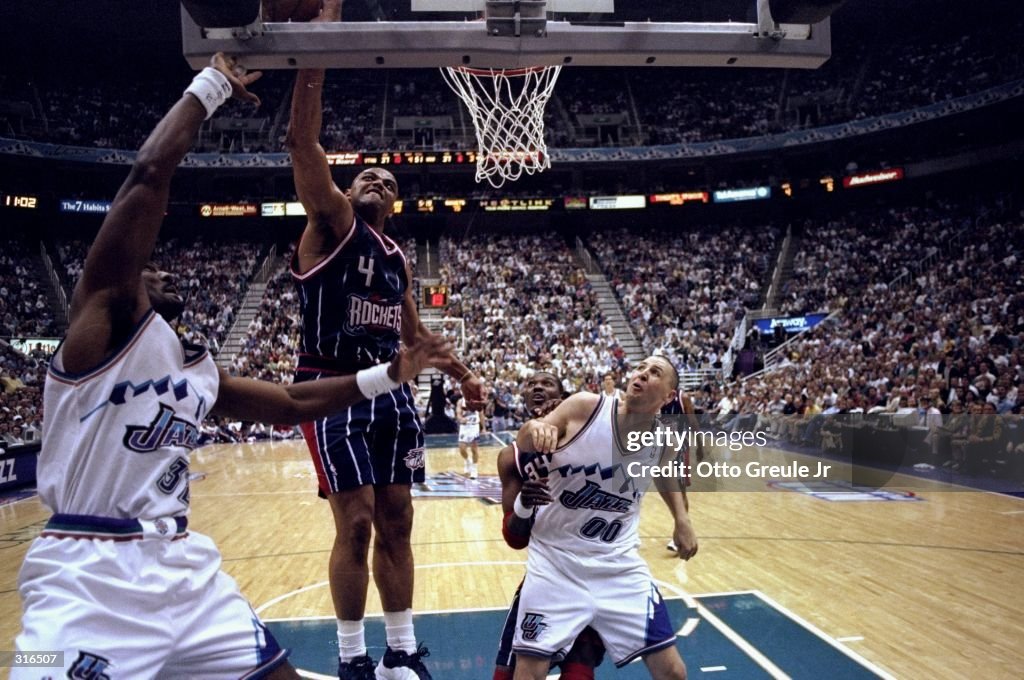 2008 Rockets Jazz Forward Charles Barkley of the Houston Rockets in action against ...