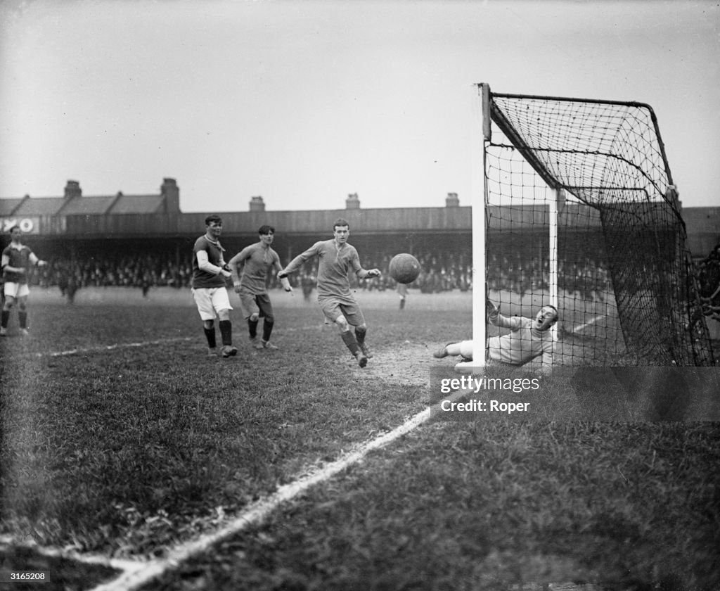 Hammers And Gunners