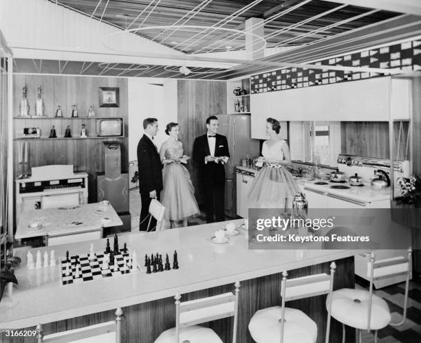 1950s Interior Design Photos and Premium High Res Pictures - Getty Images
