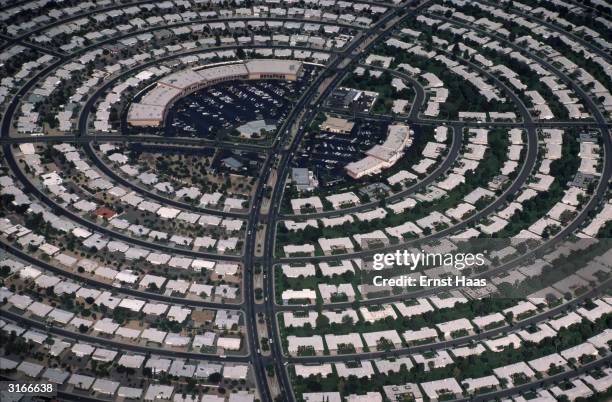 Phoenix Shape Building Phoenix Shape Photos and Premium High Res Pictures - Getty Images