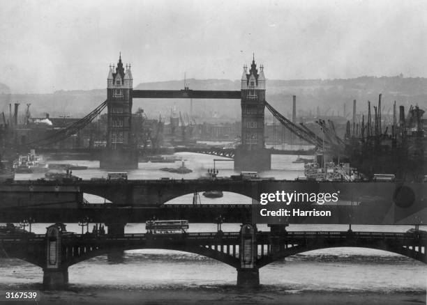 Nearest Bridge Harrison Street Bridge Photos and Premium High Res Pictures - Getty Images