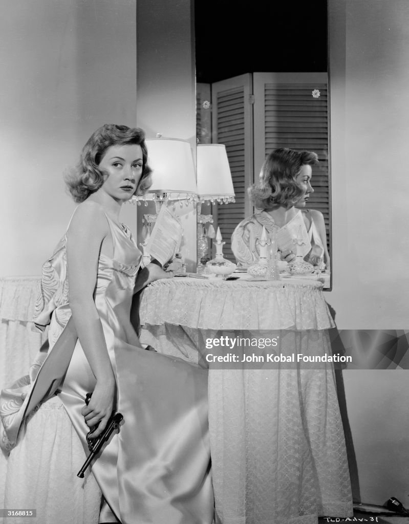 Film star Gloria Grahame stars in 'A Woman's Secret', directed by ...