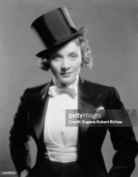 Marlene Dietrich making her Hollywood film debut as the tuxedo clad Amy Jolly in the film 'Morocco', directed by Josef von Sternberg.