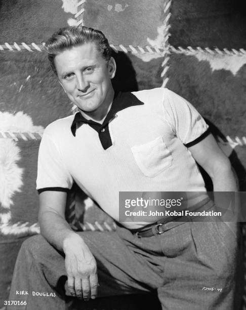 American actor Kirk Douglas, the star of the Roman epic 'Spartacus'.
