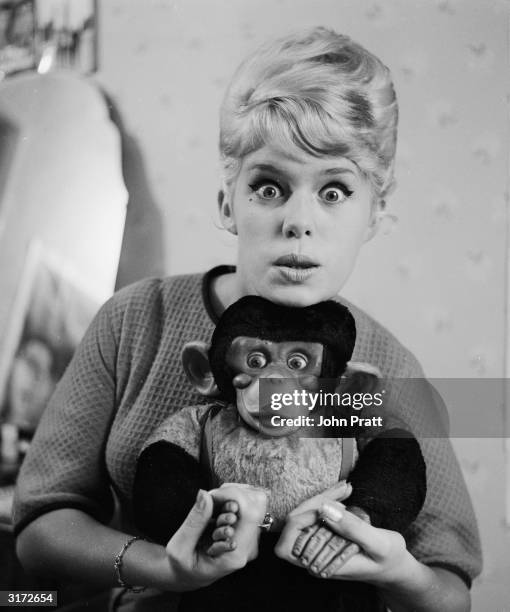 Actress Carol White Stock Fotos Und Bilder Getty Images actress-carol-white-stock-fotos-und-bilder-getty-images