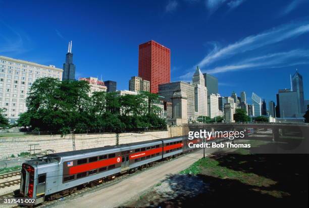 Illinois, Chicago, Metra Railway and city skyline