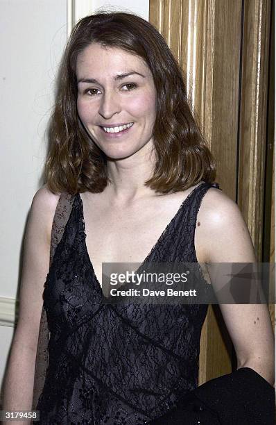 Actress Helen Baxendale attends the Evening Standard Drama Awards at the Savoy Hotel, November 24th 2003 in London.