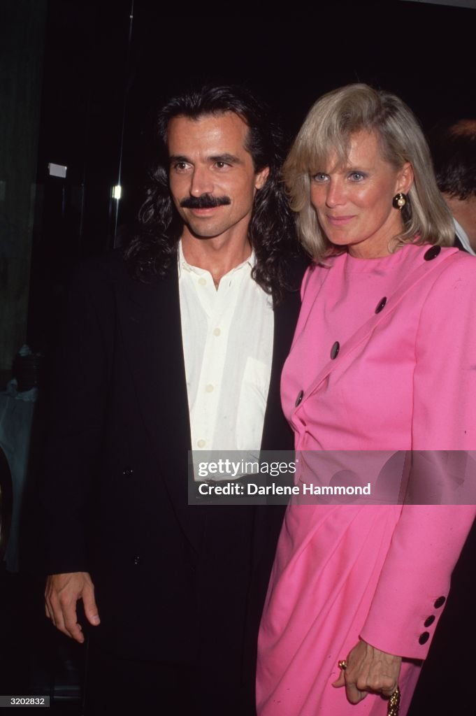 American actor Linda Evans and her boyfriend, Greek composer Yanni