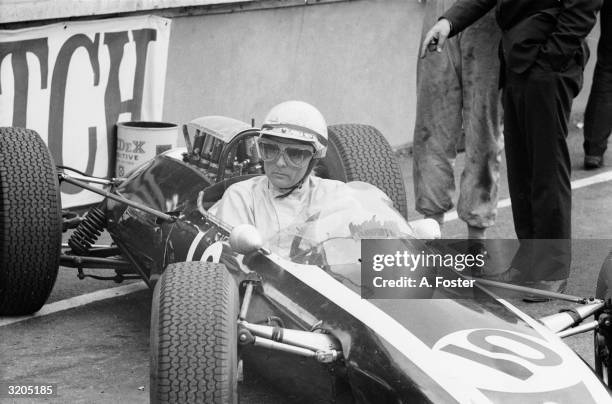 94 Phil Hill Race Car Driver Stock Photos, High-Res Pictures, and ...