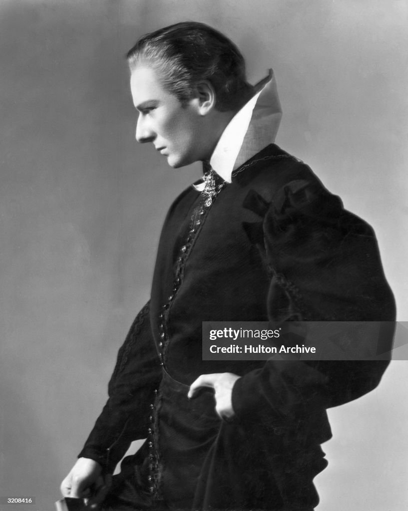 Alas Poor Gielgud
