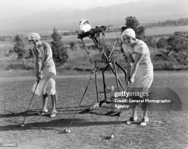 1925 Inventions 1925 Inventions Photos and Premium High Res Pictures - Getty Images