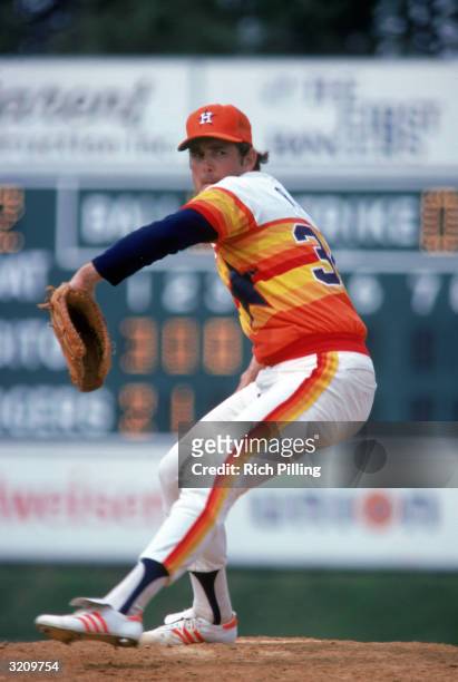 Pitcher Nolan Ryan of the Houston Astros on the mound during a 1980 Spring Training game against the Los Angeles Dodgers at Holman Stadium in Vero...