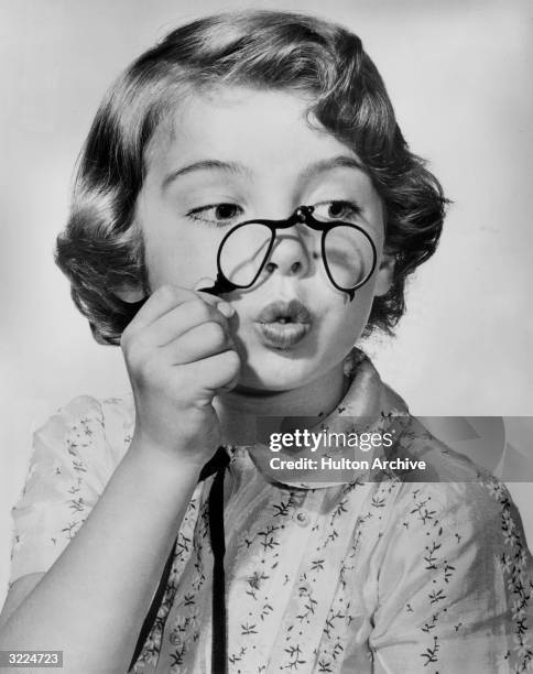 526 Pince Nez Glasses Stock Photos, High-Res Pictures, and Images - Getty  Images