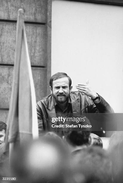 Demonstrative Czechoslovakian speaker addresses the crowd in Prague's St Wenceslas Square, during the Soviet invasion.