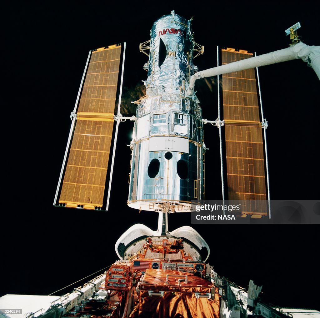 Hubble's Panels