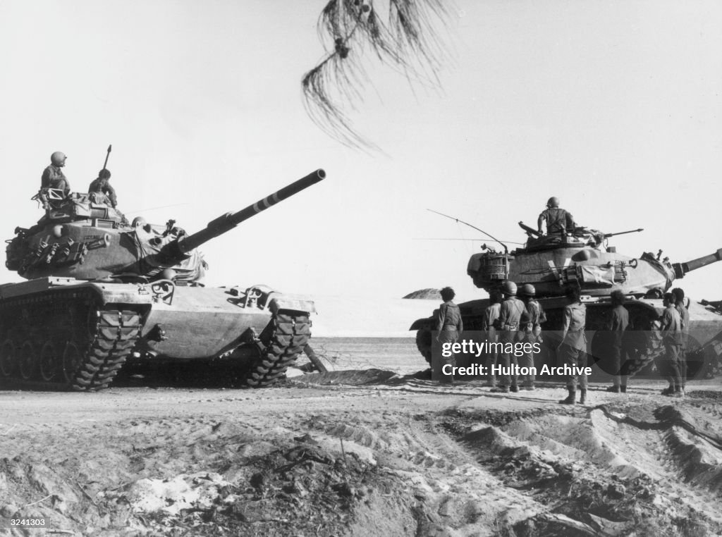 Israeli Tank Commanders Israel armored tank troops start their return to Israel, from the ...