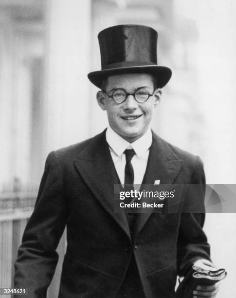 Rudolf, the fifteen-year-old eldest son of the German Ambassador to London, Joachim von Ribbentrop, leaves his home in Eaton Square for Westminster...