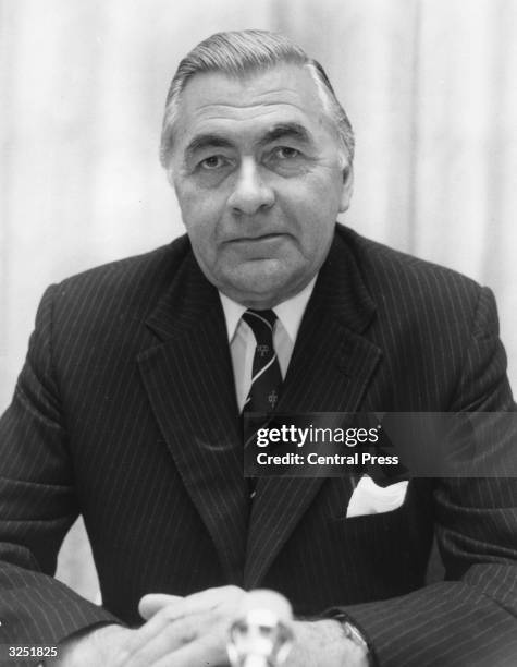 Rowland Ritchie 170 Rowland Wright Stock Photos, High-Res Pictures, and Images - Getty ...
