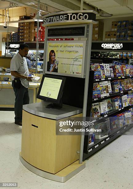 Compusa Photos and Premium High Res Pictures - Getty Images