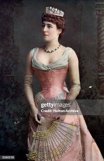 Actress and noted beauty Lillie Langtry , The 'Jersey Lily', intimate friend of Edward VII.