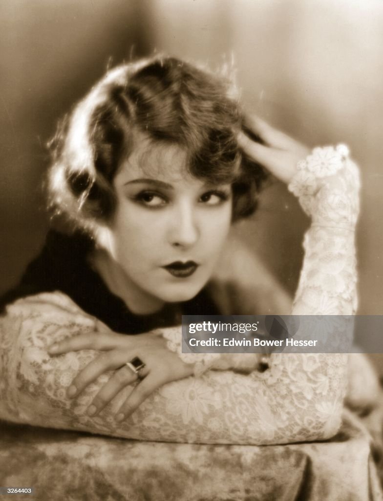 Lili Damita
