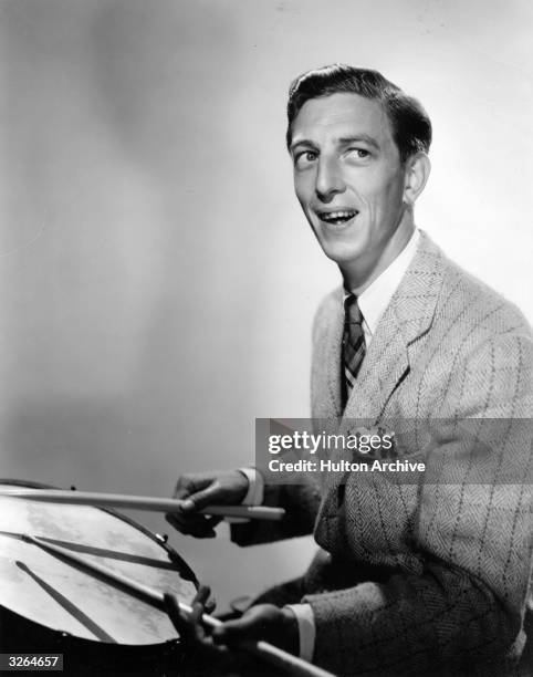 Eccentric dancer and drummer Ray Bolger who appeared in the film 'The Great Ziegfeld' and most famously played the role of Scarecrow in 'The Wizard...