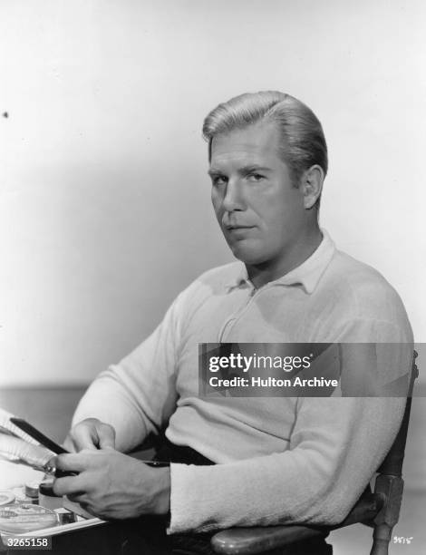 American character actor Nat Pendleton , formerly a professional wrestler, having dyed his hair platinum blonde for his role in 'The Great Ziegfeld'.