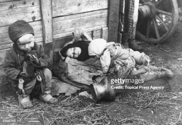 Children of the Russian famine.