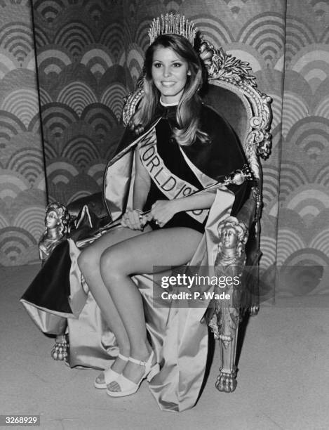 Miss World 1973, Marjorie Wallace, Miss USA, at her investiture at the Royal Albert Hall, London.