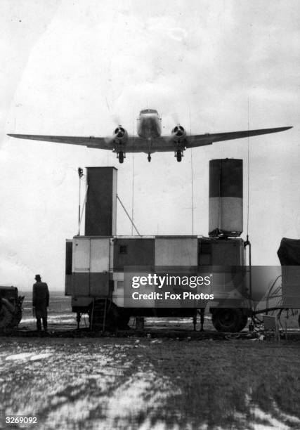Ground Controlled Approach Photos and Premium High Res Pictures - Getty ...
