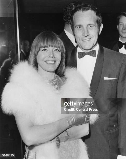 English actor Ian Hendry with his actress wife Janet Munro.
