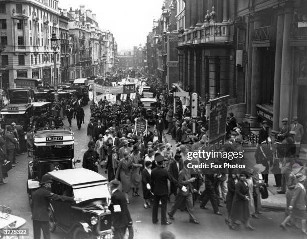 Peace march in London in 1931.