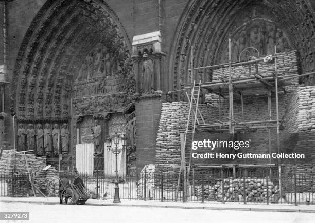 Sandbags being used to protect Notre Dame against air attacks during the First World War.