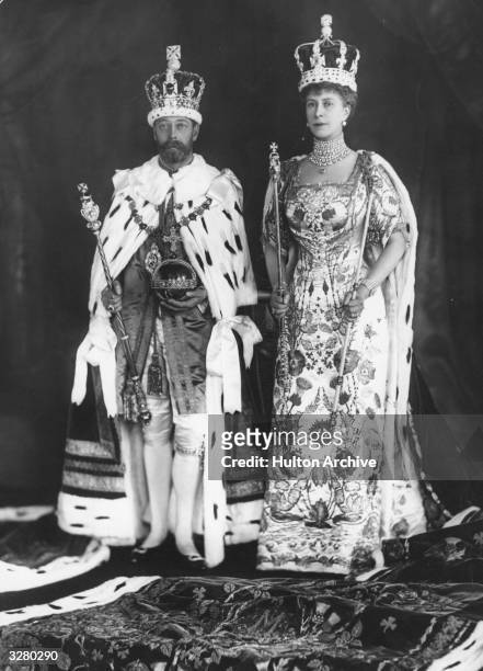 George V with his wife, Mary of Teck in their coronation robes.