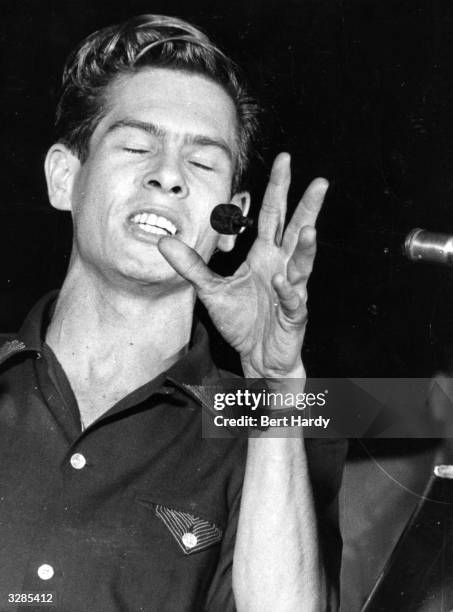 Singer Johnny Rio 61 The Johnnie Ray Show Stock Photos, High-Res Pictures, and Images ...