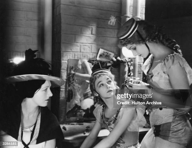 Backstage Scenes Backstage Scene Photos and Premium High Res Pictures - Getty Images
