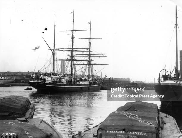 Robert Falcon Scott's second Antarctic expedition ship, 'Terra Nova' leaving dock.