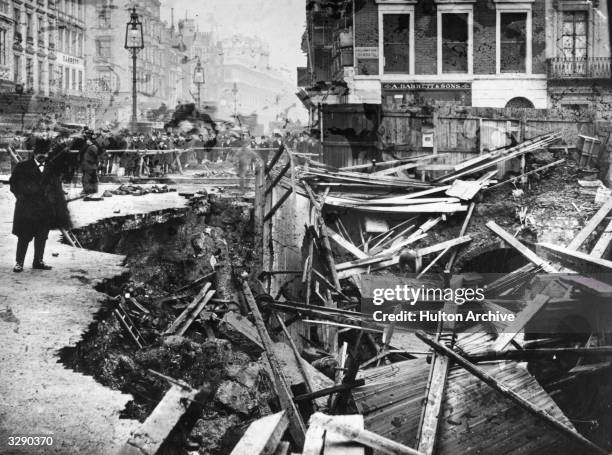 Gas main explosion in Piccadilly, London, close to Fortnum & Masons. An onlooker reviews the damage.