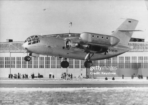 Jet Propelled Photos and Premium High Res Pictures - Getty Images