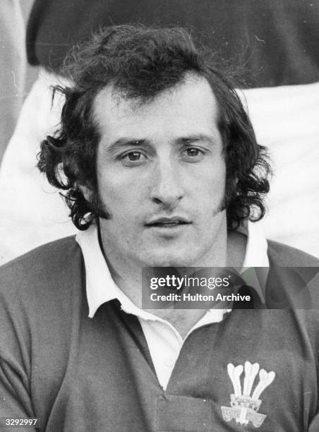Gareth Edwards Rugby Player Photos And Premium High Res Pictures gareth-edwards-rugby-player-photos-and-premium-high-res-pictures