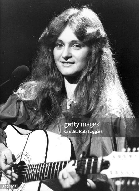 German Singer Classical Nicole (German Singer) Fotografías e imágenes de stock - Getty Images
