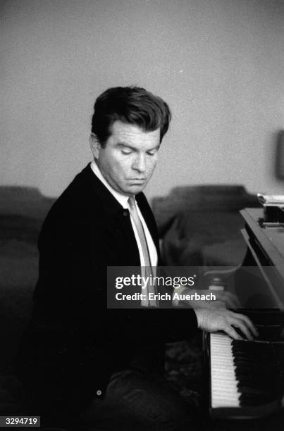 Russian pianist Emil Gilels .