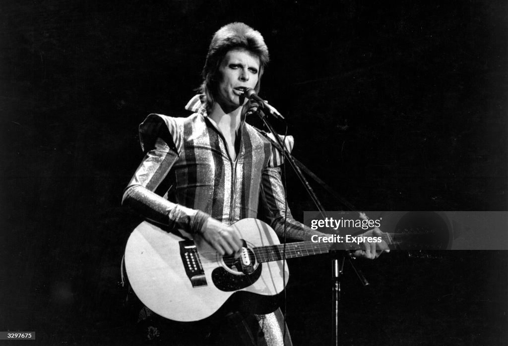 Ziggy Plays Guitar