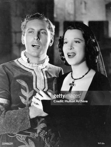 Singers Allan Jones and Kitty Carlisle in a scene from the Marx brothers' film 'A Night at the Opera', directed by Sam Wood and produced by MGM.